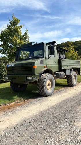 cb6f039b-2436-4ff5-bf1a-4b411627b9e8