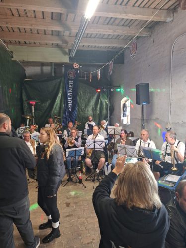 ecc45169-8f00-45f2-a3b2-53fe335e0e11